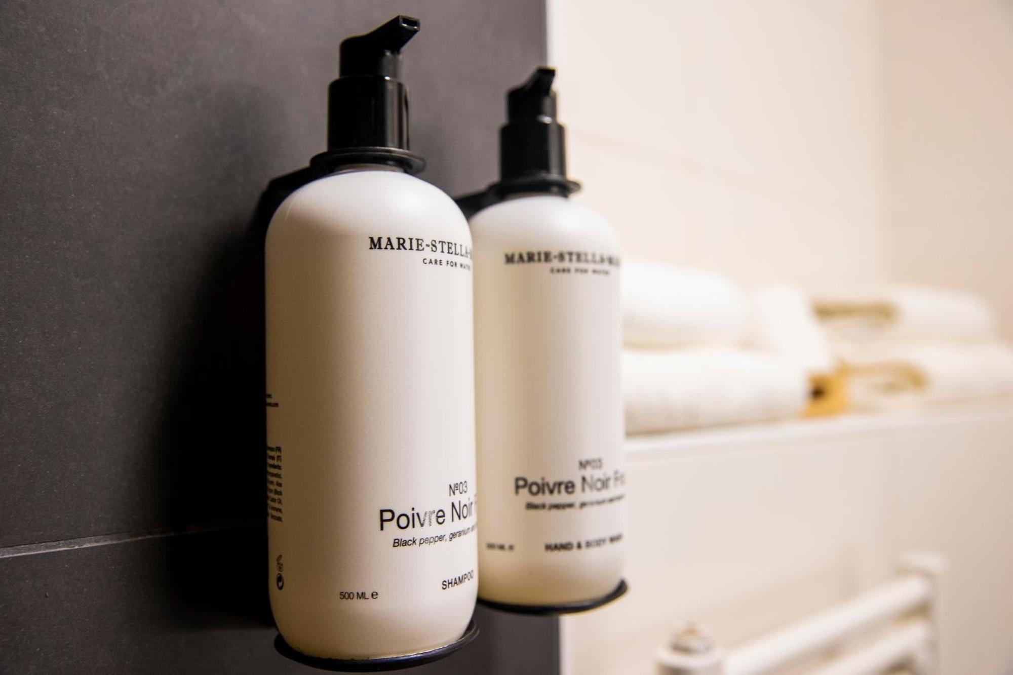 Boutique Hotel Bed&Bos Best Bagian luar foto